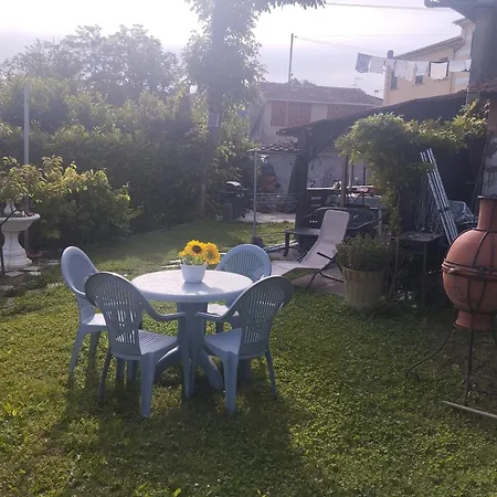 Daire La Casa Di Zahra Riccò del Golfo di Spezia